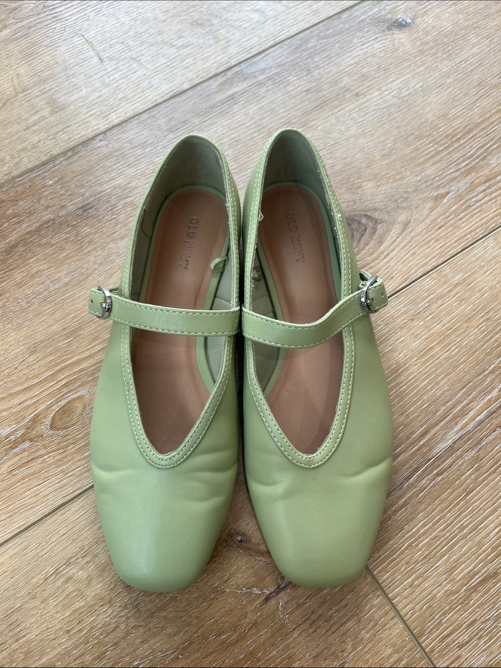 Old navy flats